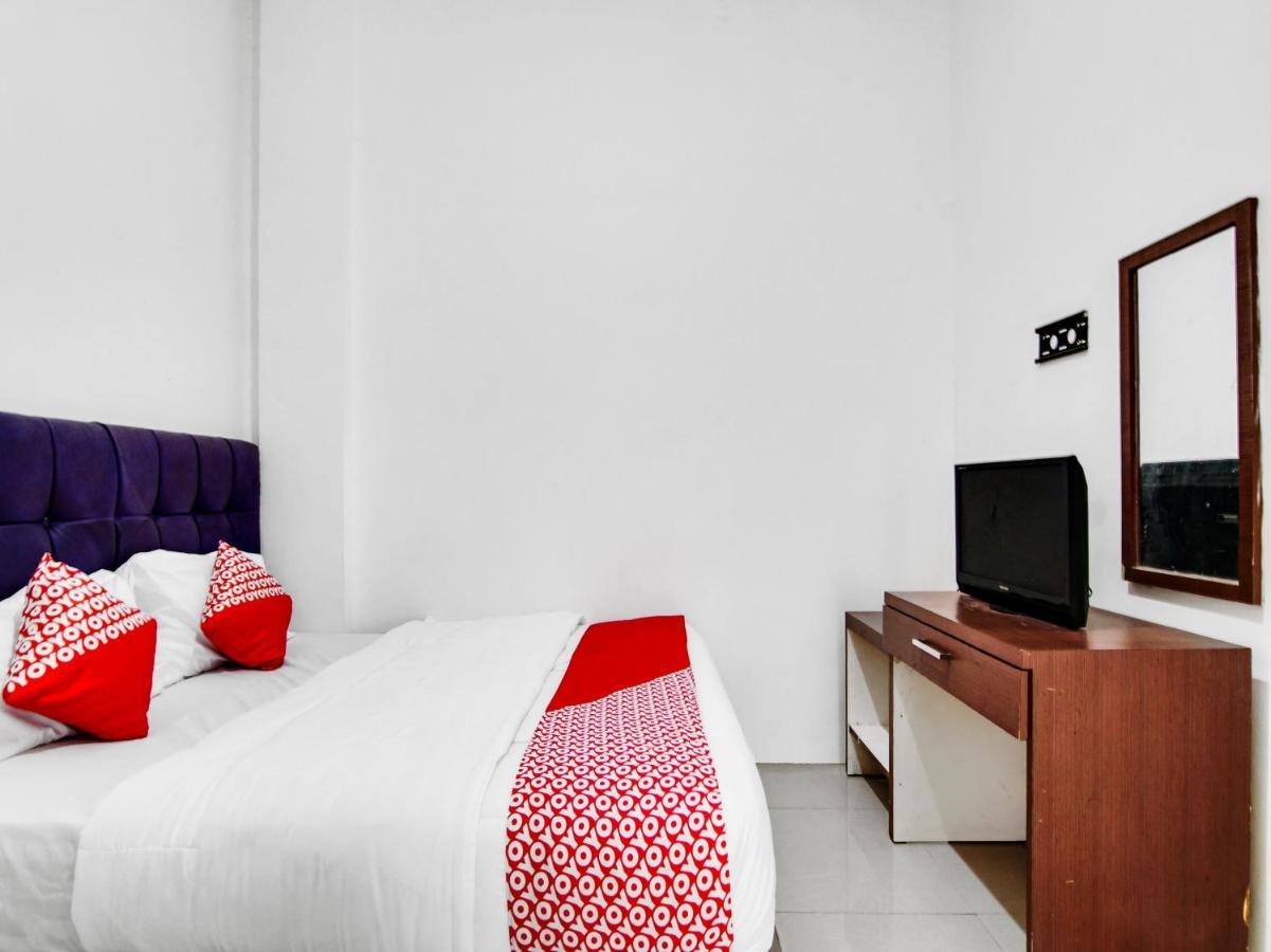 Oyo 90897 Hotel Sepupu Satria Pekanbaru Dış mekan fotoğraf